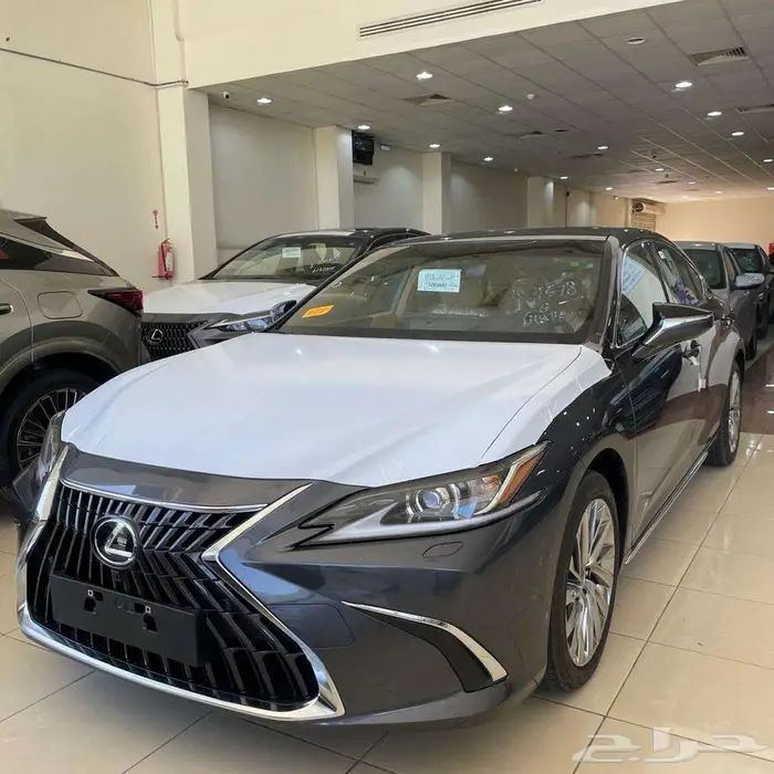 لكزس اي اس 350 CC الموديل 2025 1