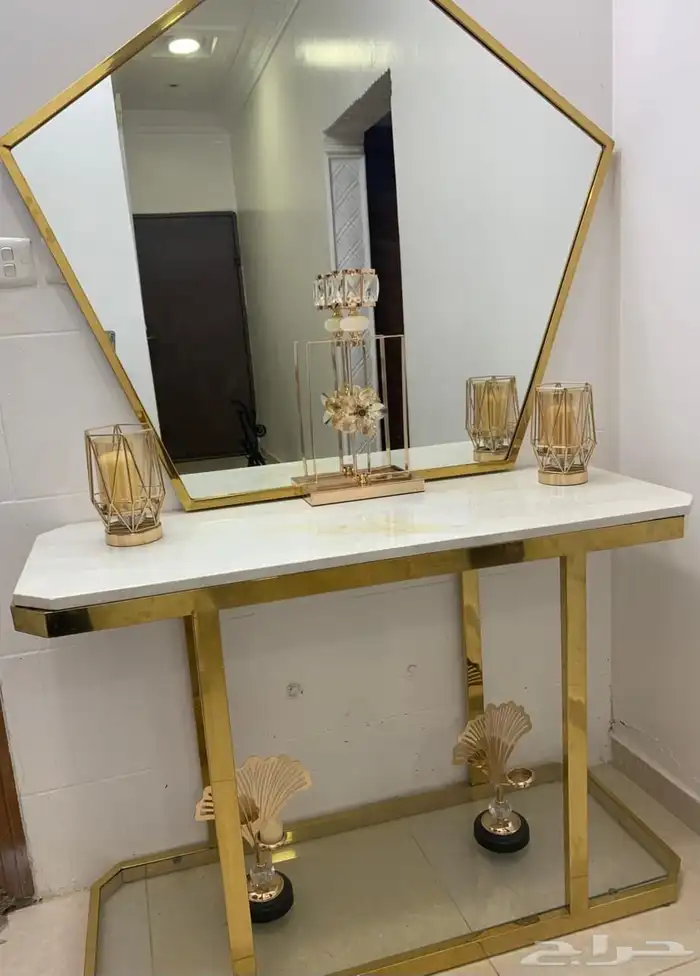 مدخل نظيف وتحف معاه 0