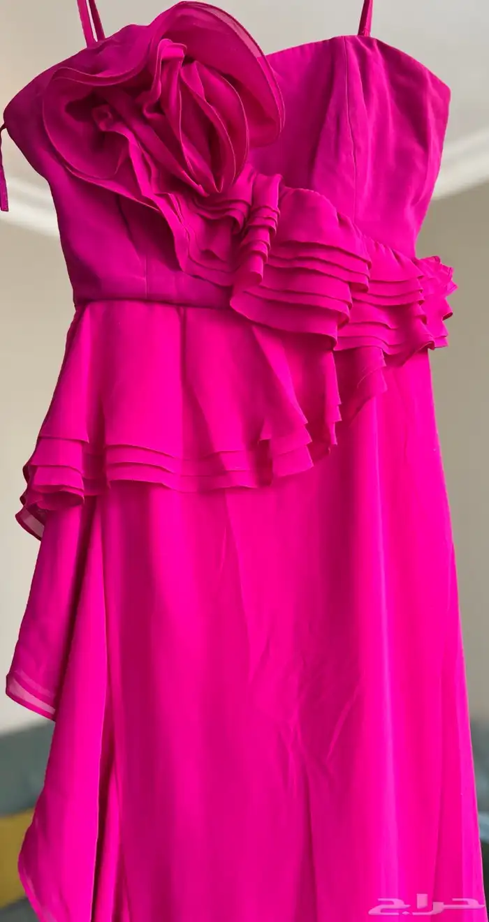 فستان مناسبات رسمي مع شال انيق وخفيف 1