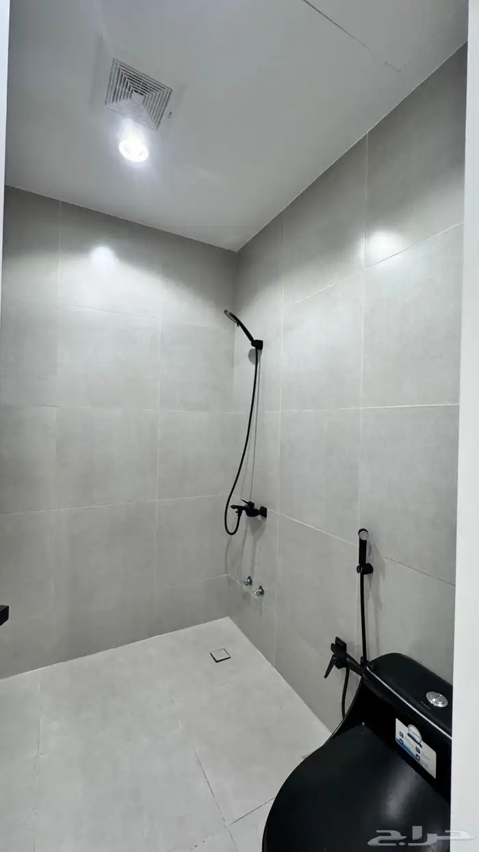 للبيع شقق ارضي ابهاالمحاله 19