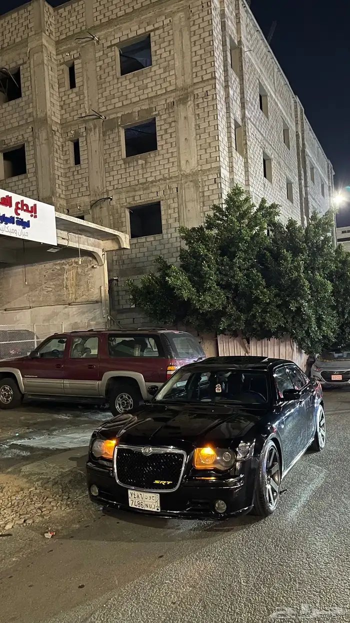 السلام عليكم عندي سياره كلزلر 2005 معدل عليه السياره للبيع 1