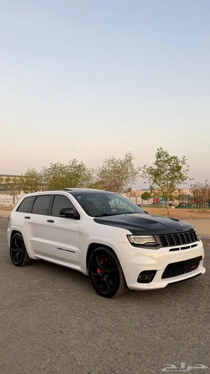 جراند شيروكي SRT 1