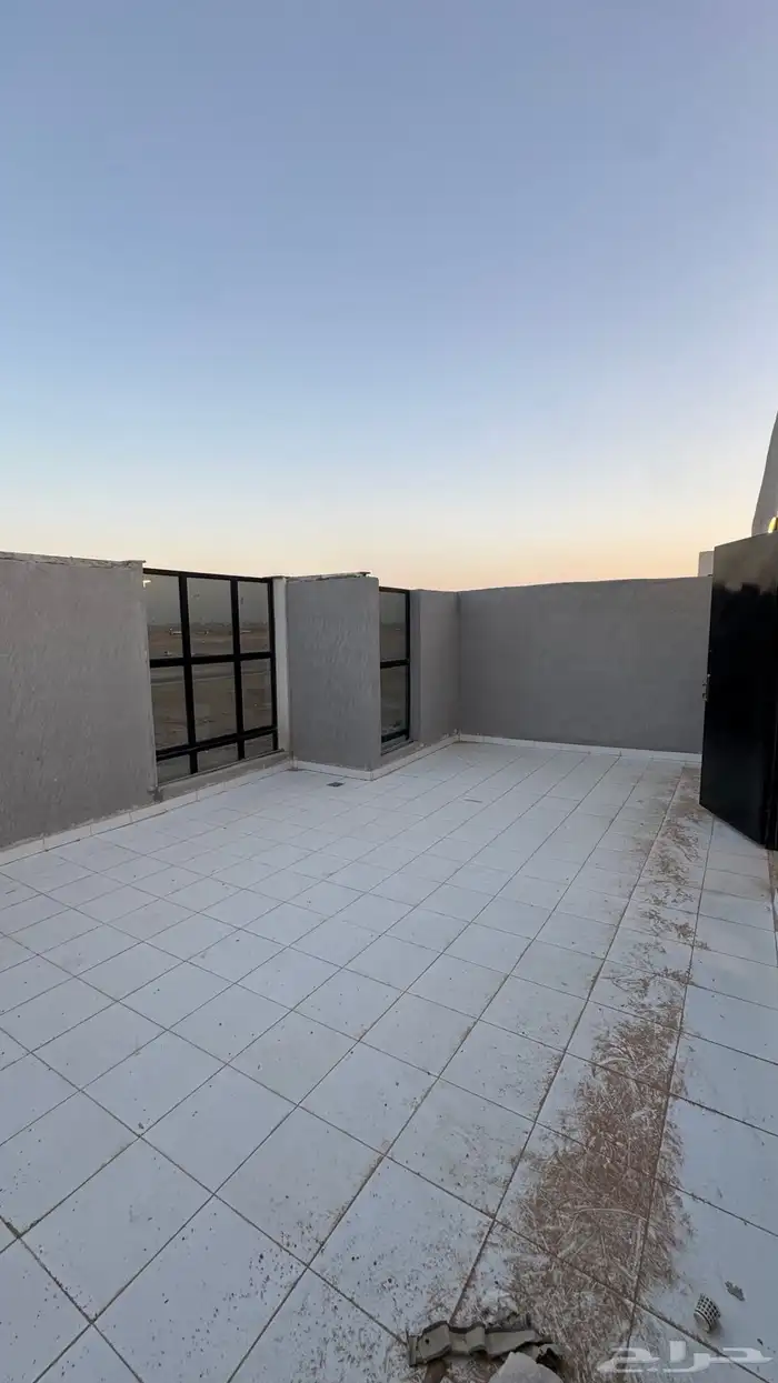 دور تاون هاوس للبيع شقة دورين تاون هاوس للبيع حي الجنادرية 20