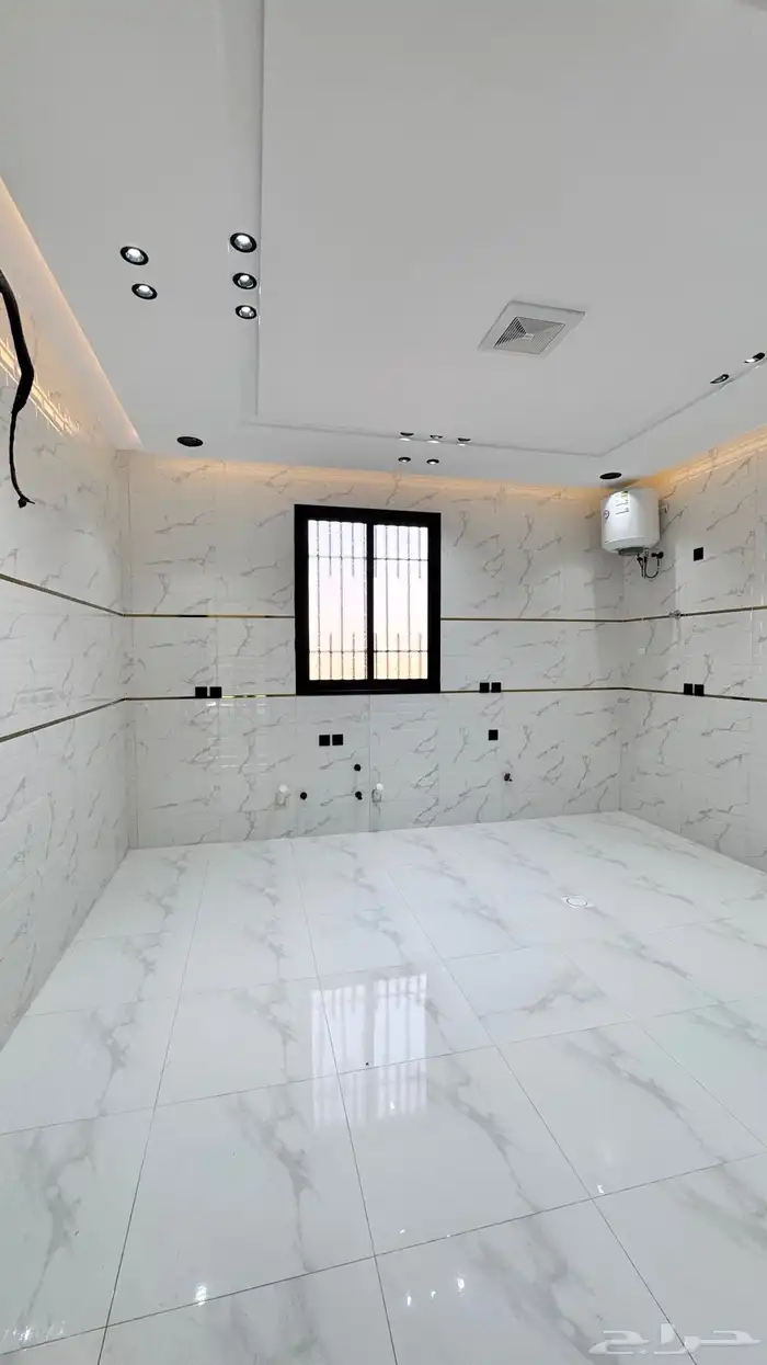 للبيع شقق علوي حي الموسى 12