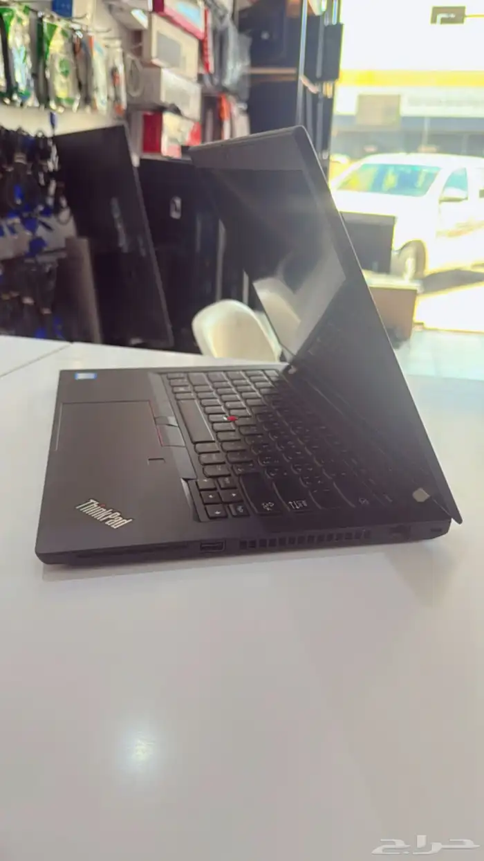 كمبيوتر لاينوفو وارد شركة ارمكو معالج i7 Vpro 1299 sr لمس 1