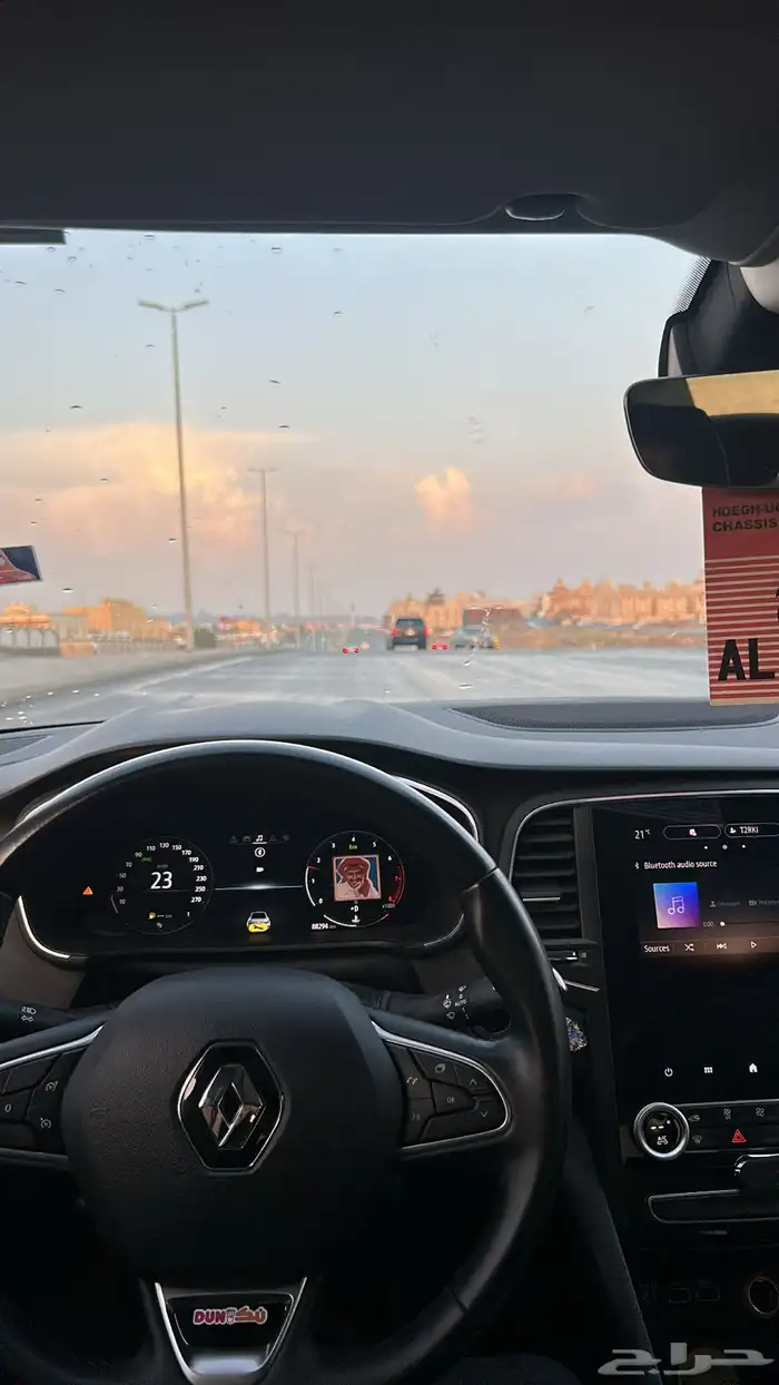 رينو ميقان 2023 للتنازل بدون مقابل مستعجل 12