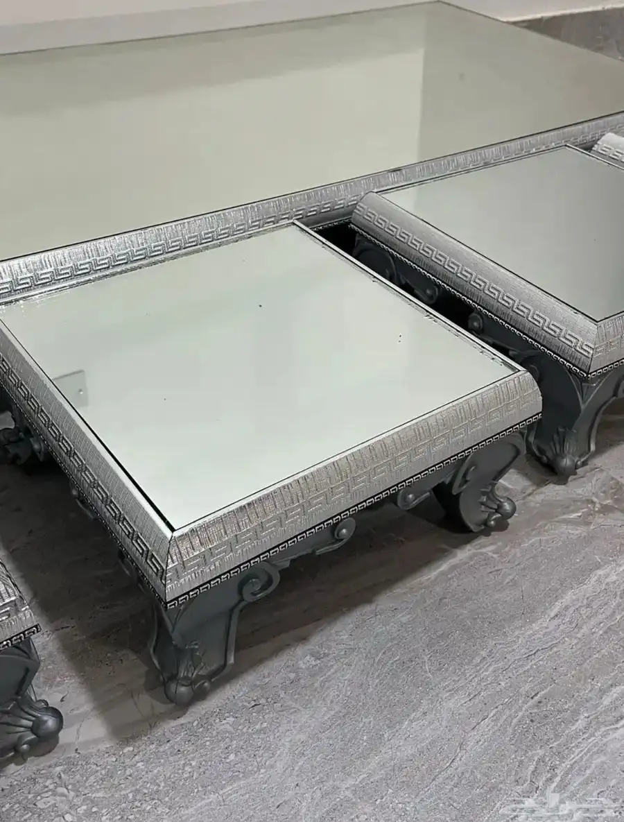 طاولات خدمه 1
