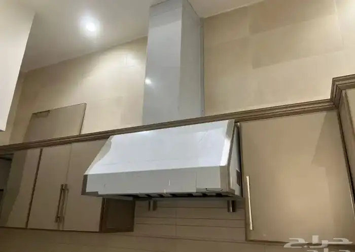 مطبخ مطعم شفاط ودخنت من الفولدذ 9