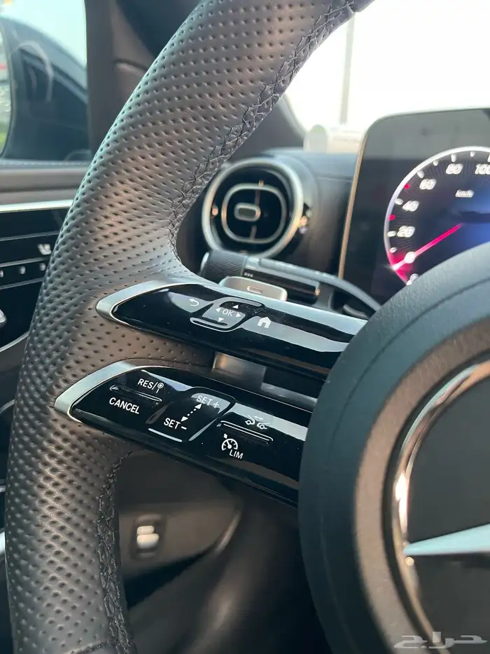 مرسيدس C 300 AMG LINE موديل 2024 18