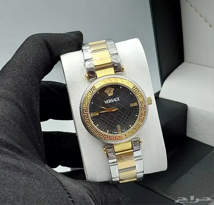 ساعات نسائية فيرزاتشي Versace 0