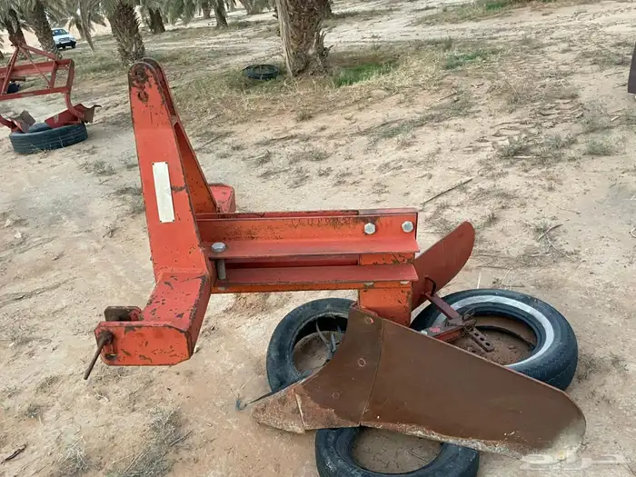 معدات زراعية حراثة 9