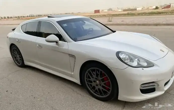 بورش باناميرا تيربو 5