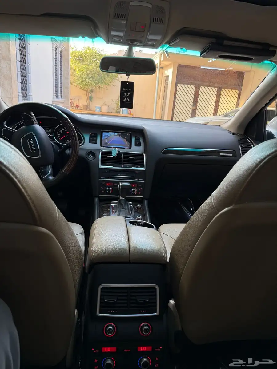 اودي Q7 2014 12