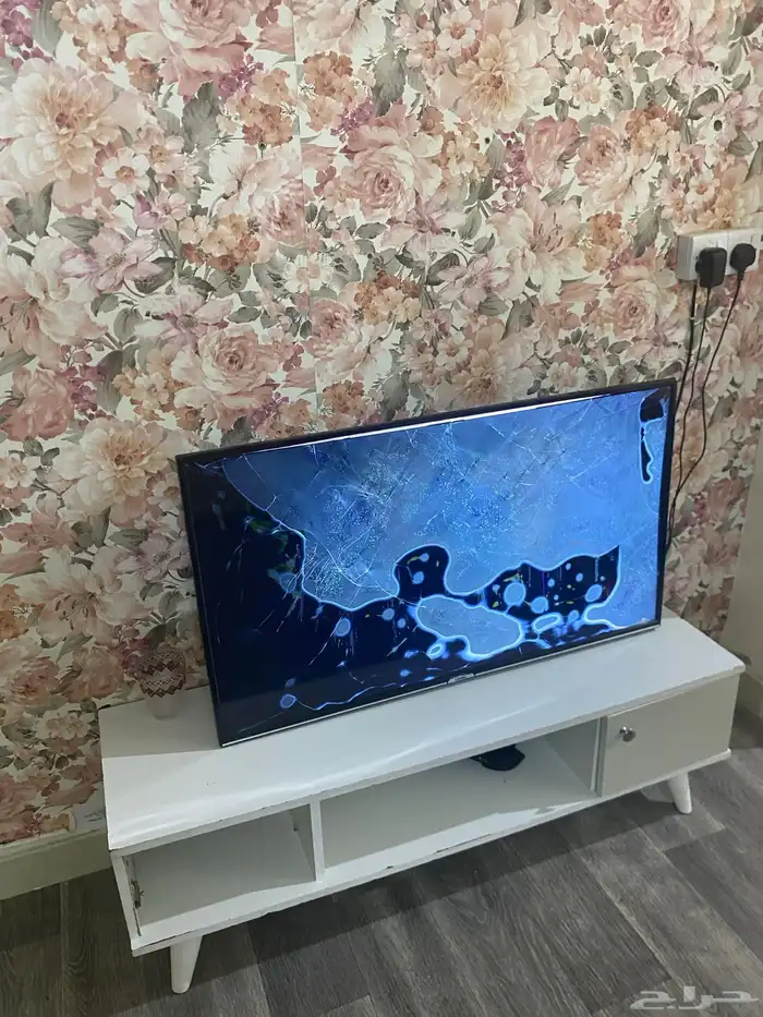 شاشه مكسوره 0