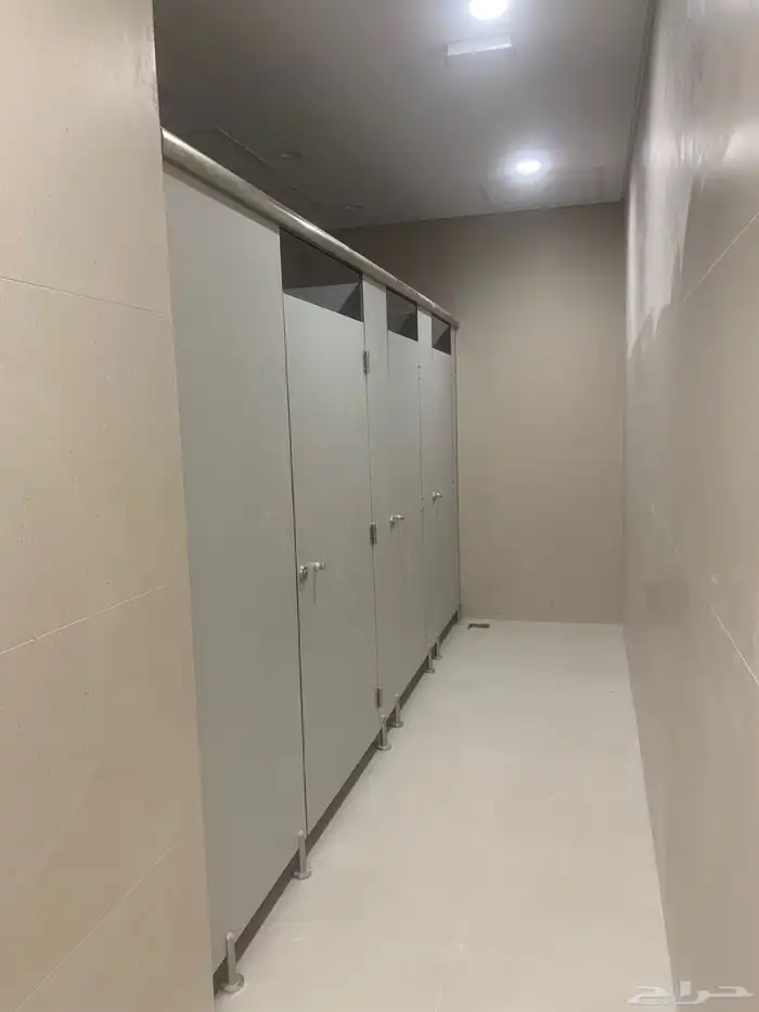 ارخص قواطع حمامات Hpl 4