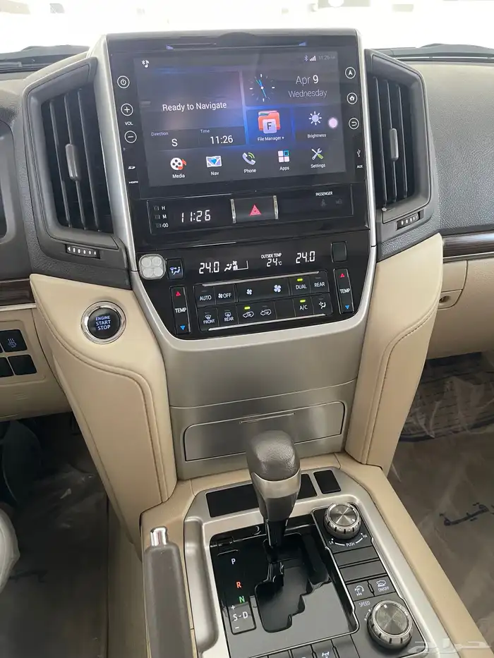 لاندكروزر GXR 2020 سعودي ديزل نظيف جدا 27
