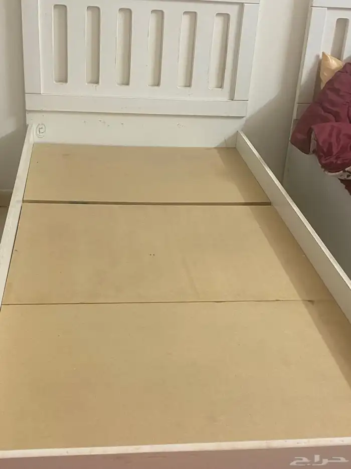 سرير للبيع 1