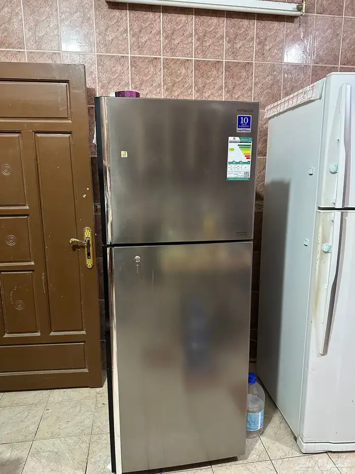 ثلاجه للبيع 0