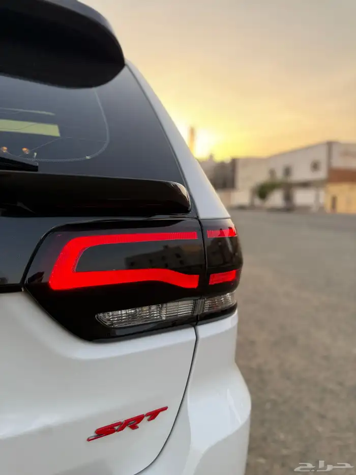 جراند شيروكي SRT 10