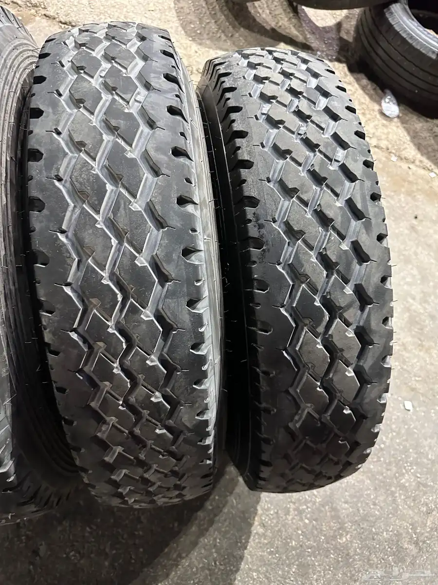 جنوط هلل شاص او جيب مع كفرات صيني 225 95 16 تاريخ 24 7