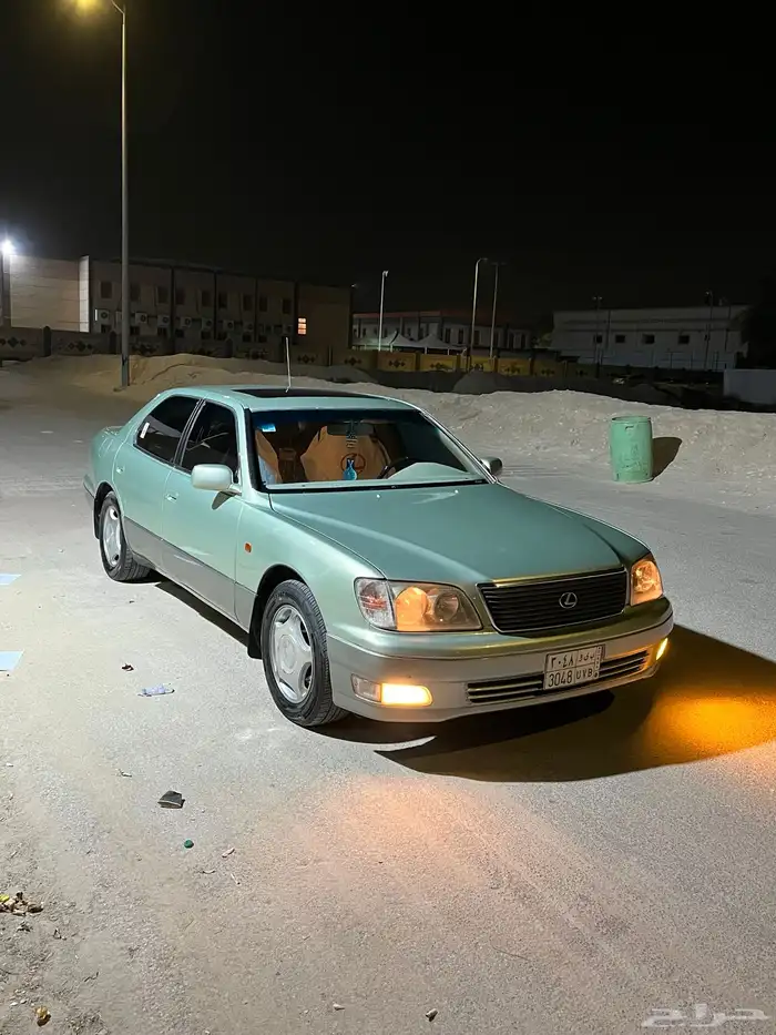 للبيع لكزس 400 LS 42