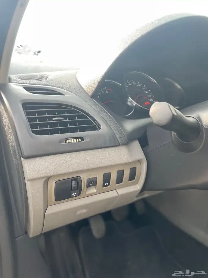 رينو فلوانس Renault Fluence 23