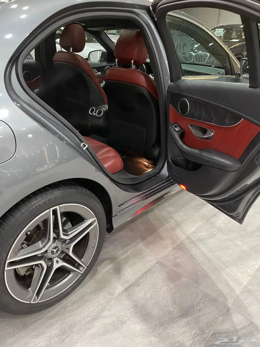 مرسيدس C300 فل كأمل 2019 6