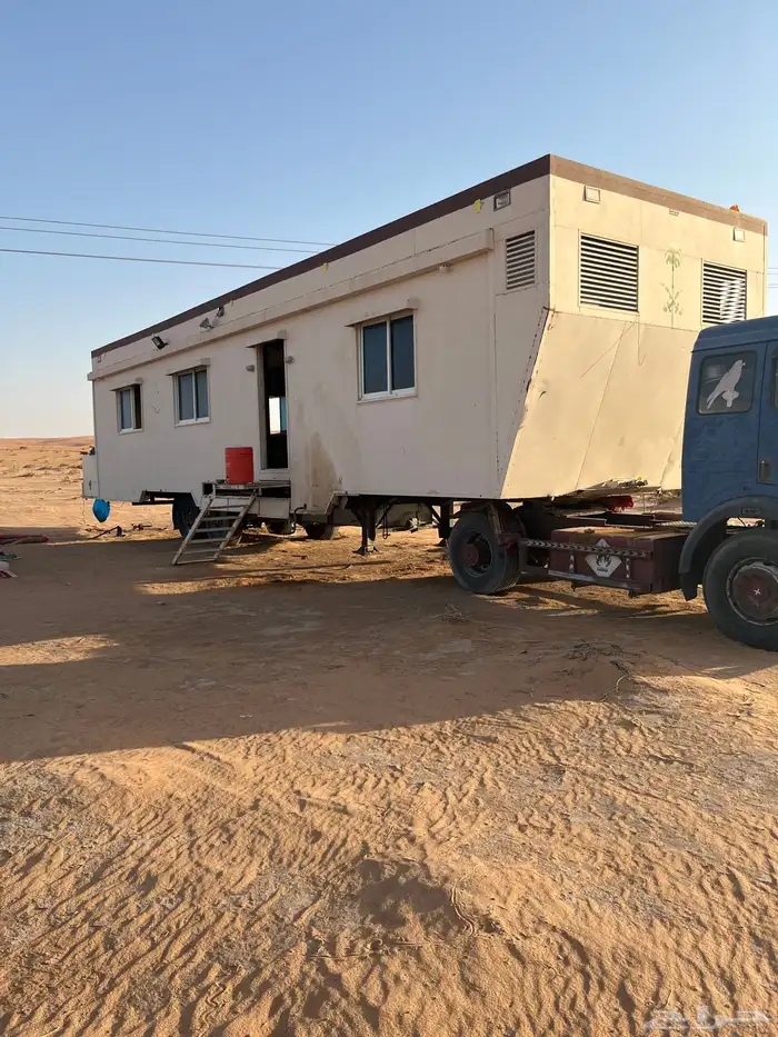 للبيع غرفه طول 16 مجلس طوله 8ونص ومقلط ومطابخ شرايح ومكيف 0