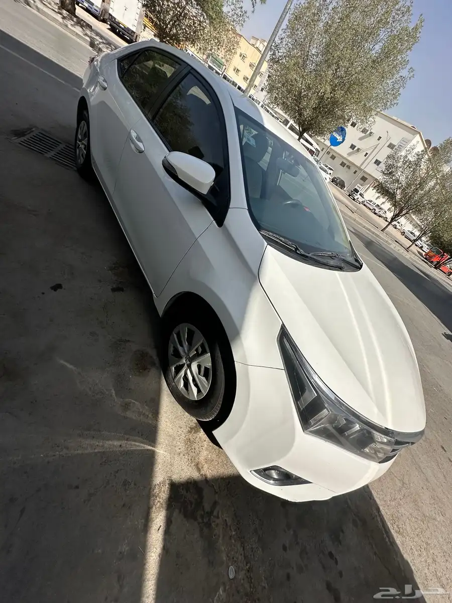 Toyota Corolla 2015 For Sale 4
