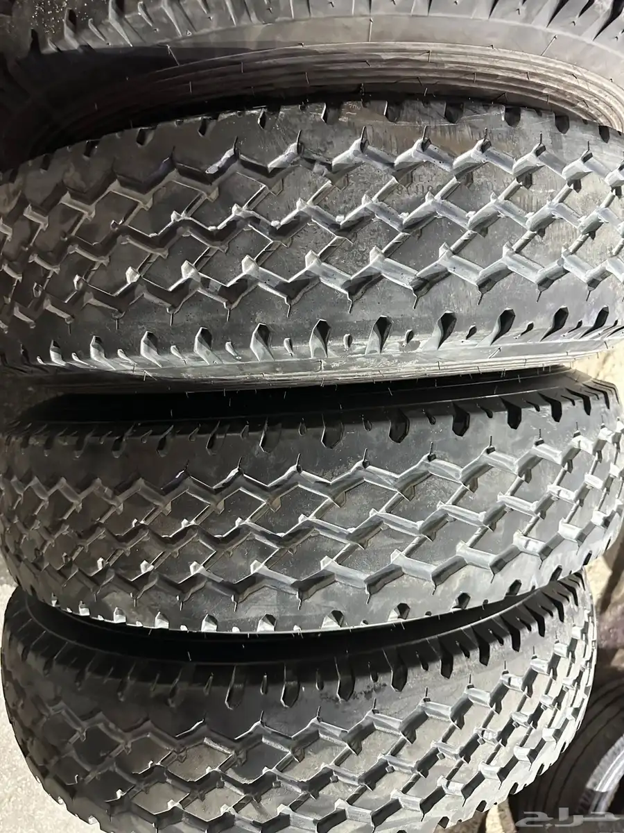 جنوط هلل شاص او جيب مع كفرات صيني 225 95 16 تاريخ 24 19
