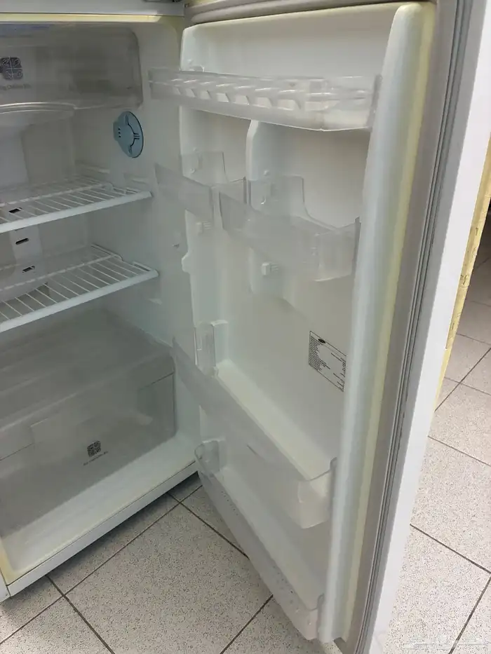 SAMSUNG REFRIGERATOR 2