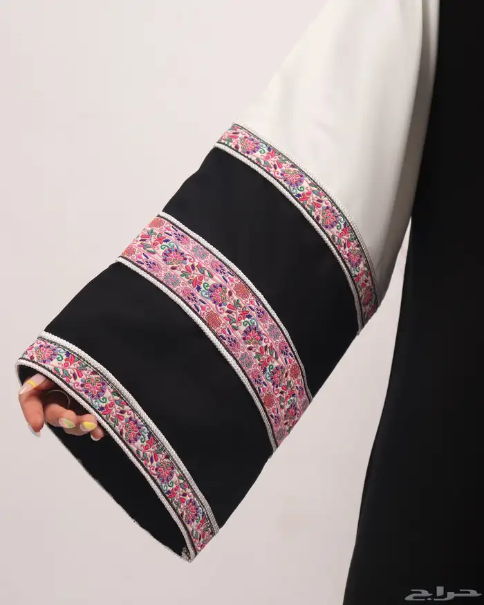 جلسة تصوير عبايات مدفوعه(لمن يحتاجها) 0