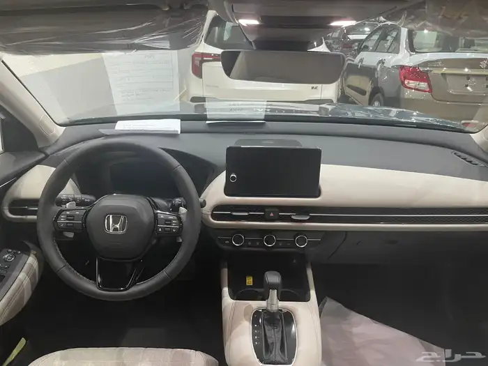 هوندا ZRV 2024 11