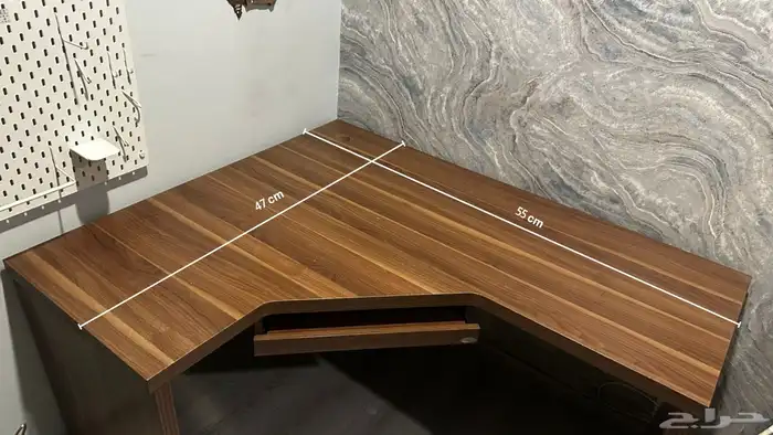 مكتب مستخدم نظيف 0