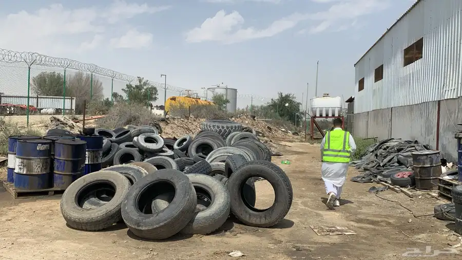 إستخراج تصاريح بيئية و رخص موان و عقود نقل مخلفات خطرة 16