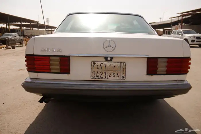 مرسيدس 1985 للبيع 4