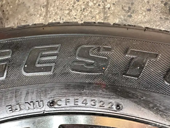 جنوط بلتينيوم  مع كفرات برجستون 275.60.20 تاريخ22 اخر السنه 18