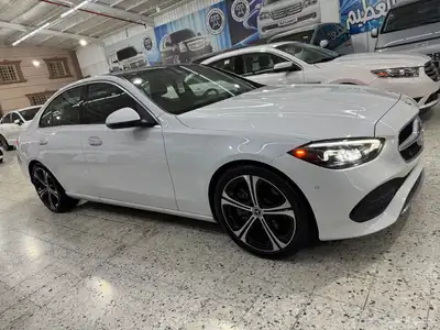 مرسيدس C 300 2022 4