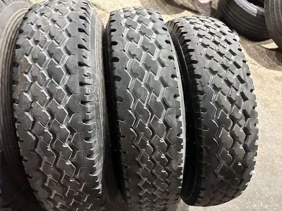جنوط هلل شاص او جيب مع كفرات صيني 225 95 16 تاريخ 24 14