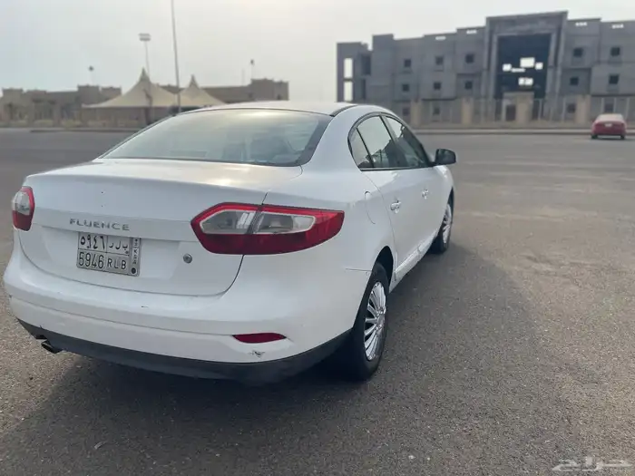 رينو فلوانس Renault Fluence 8