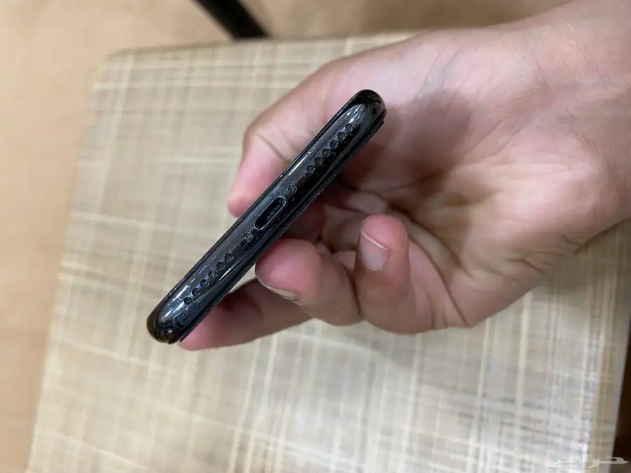 ايفون اكس 350 او.بدل 3