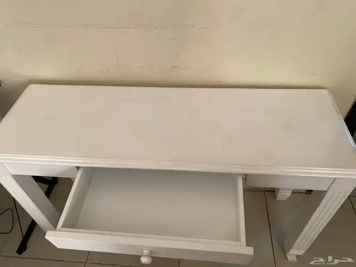 مراه و طاوله بالون الابيض 3