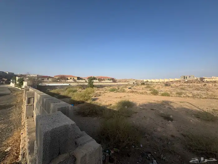 ارض خام في العرج 28.000م قريب من الجامعة 13
