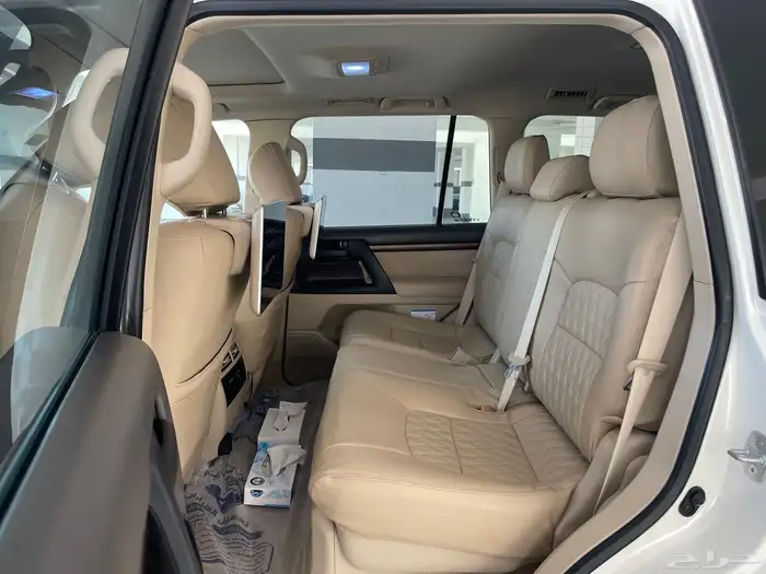 لاندكروزر GXR 2020 سعودي ديزل نظيف جدا 20
