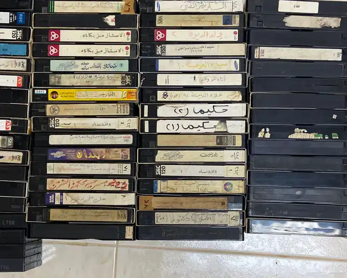 اشرطة فيديو كبير اكثر من 300 شريط 3