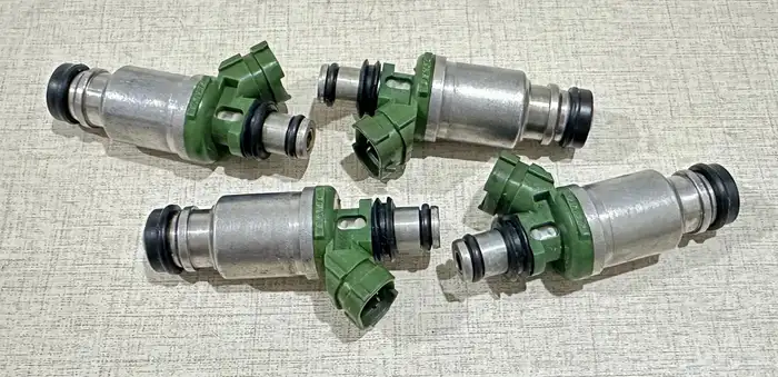 بخاخات تويوتا كامري مودي 98-2002 اربعه سلندر اصليه وكاله 3