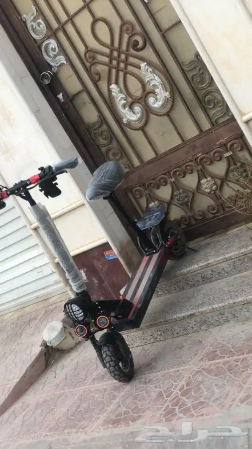 سكوتر الوحش لاند كامري 8