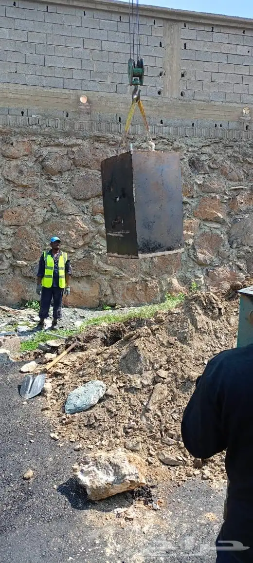 كهرباء جهد  متوسط ومنخفض  اعمدة انارة  اسفلت 4