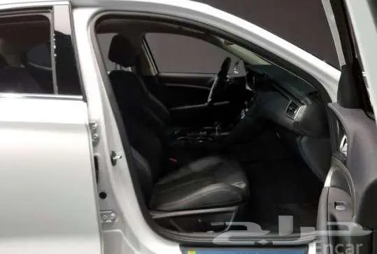 جينيسيس 2023 G70 16