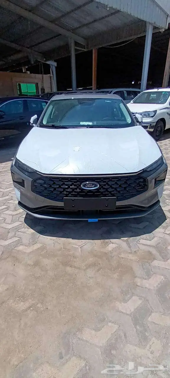 فورد تورس ترند نص فل 2025 4